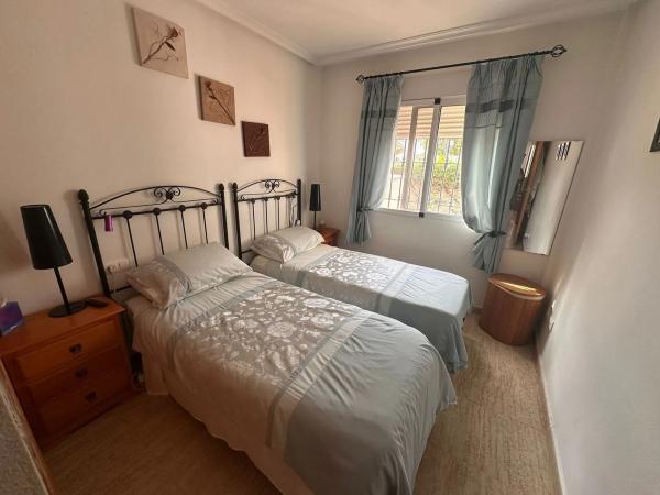 Chalet adosado en CL Jose Garcia Hurtado, 5