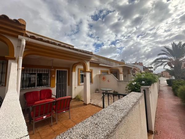 Chalet adosado en CL Jose Garcia Hurtado, 5