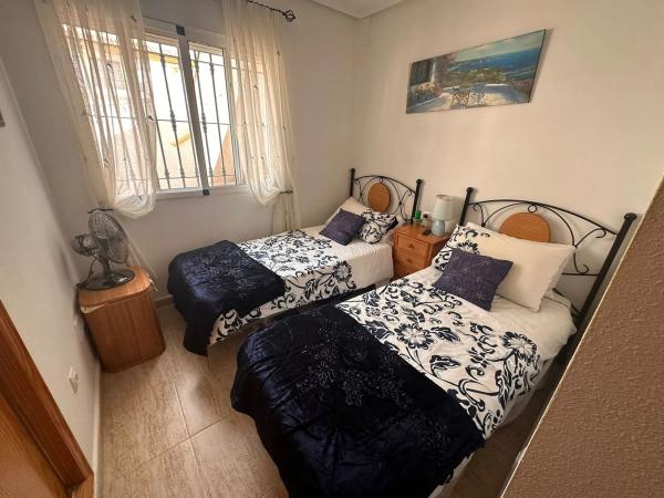 Chalet adosado en CL Jose Garcia Hurtado, 5