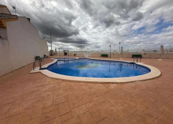 Chalet adosado en calle Antonio Soriano Bri, 25