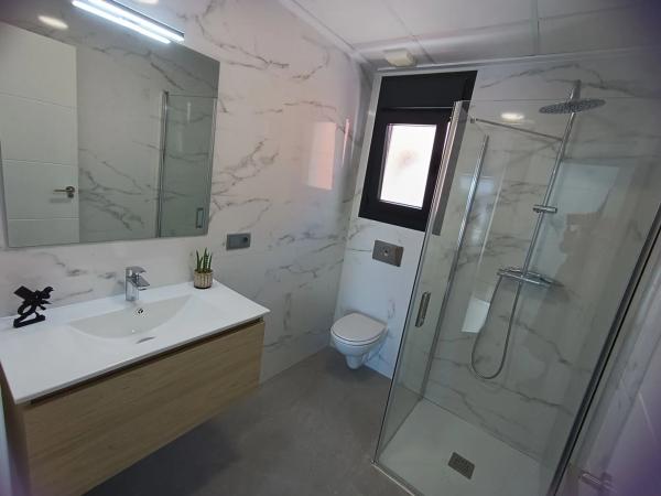 Chalet adosado en calle Manuel de Falla, 24