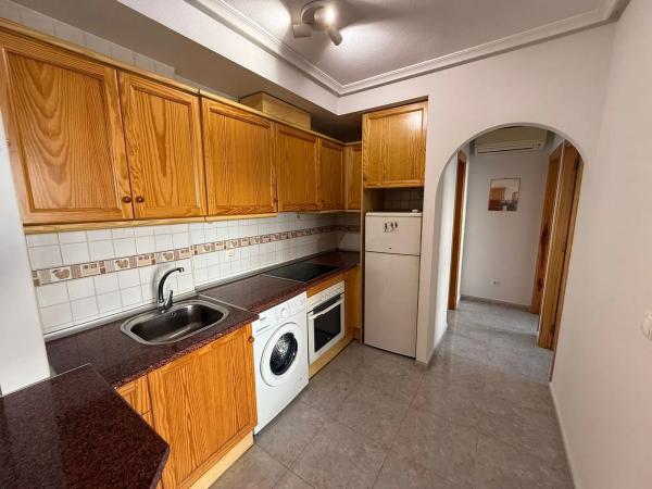 Piso en avenida de las Naciones s/n