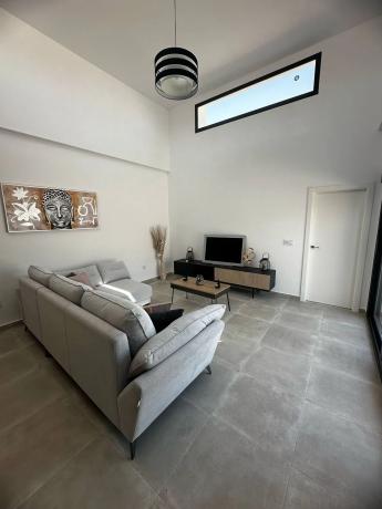 Chalet pareado en calle Manuel de Falla