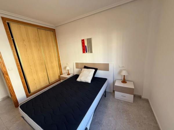 Piso en avenida de las Naciones s/n