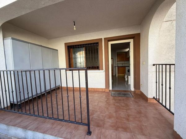 Piso en avenida de las Naciones s/n