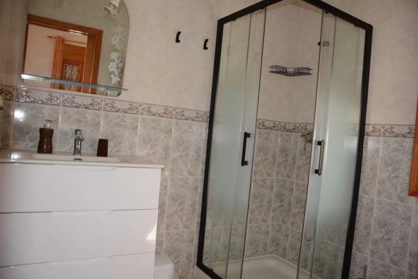 Casa independiente en CL Diseminado, 15