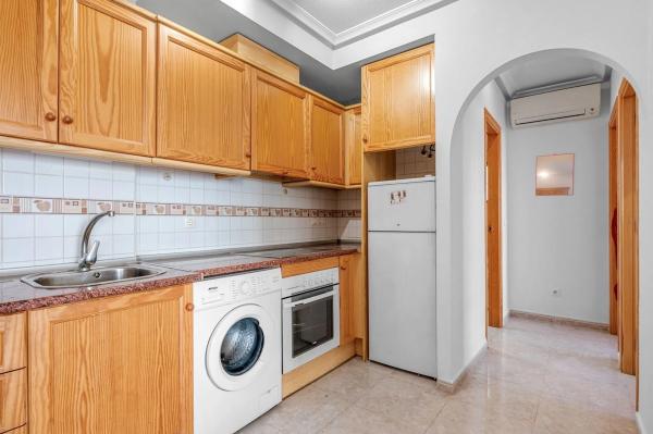 Piso en avenida de las Naciones, 52