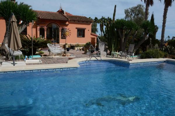 Casa independiente en Polígono 2 Parcela 144 s/n