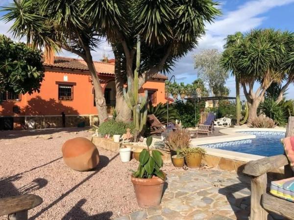 Casa independiente en Polígono 2 Parcela 144 s/n