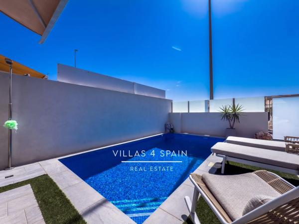 Chalet pareado en avenida Vicente Ferrer