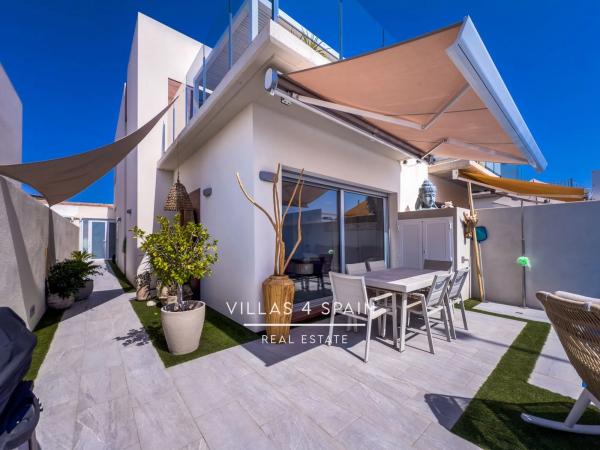 Chalet pareado en avenida Vicente Ferrer