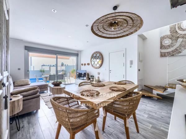 Chalet pareado en avenida Vicente Ferrer