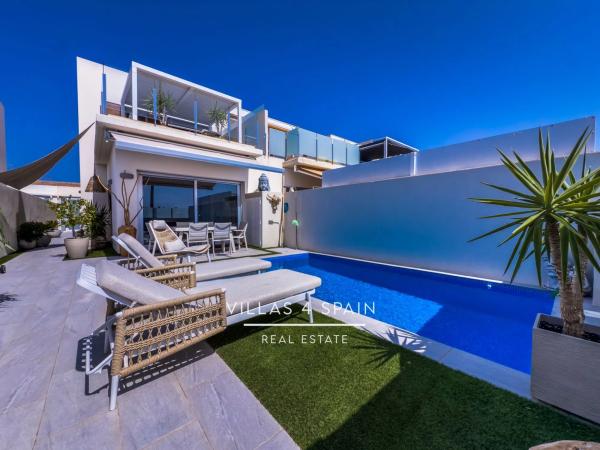 Chalet pareado en avenida Vicente Ferrer