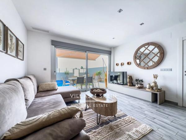 Chalet pareado en avenida Vicente Ferrer