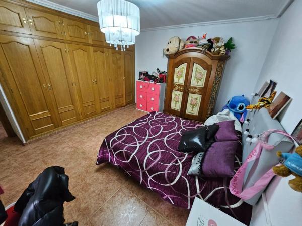 Chalet adosado en calle Ramón y Cajal