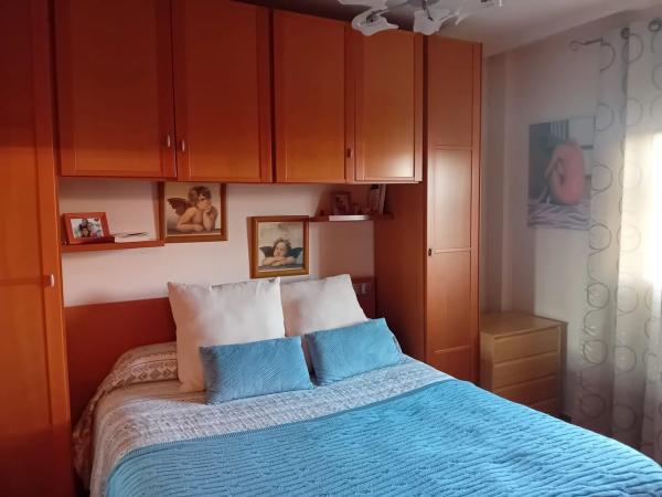 Chalet adosado en calle Benedicto XVI