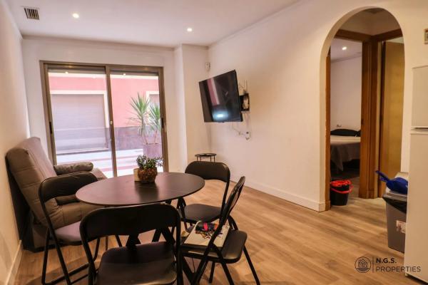 Piso en CL Orihuela, 27