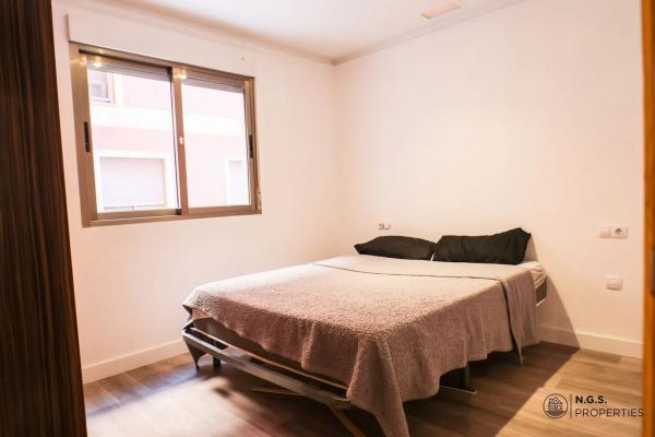 Piso en CL Orihuela, 27