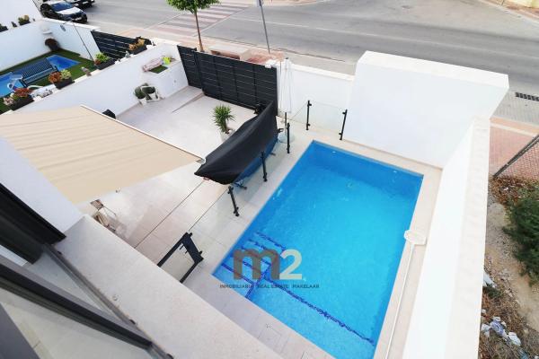 Casa independiente en Av Constitucion De La