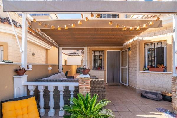 Casa independiente en calle la Malva Rosa, 13