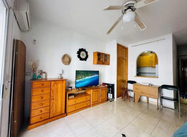 Estudio en calle Hermanos Bazán, 1