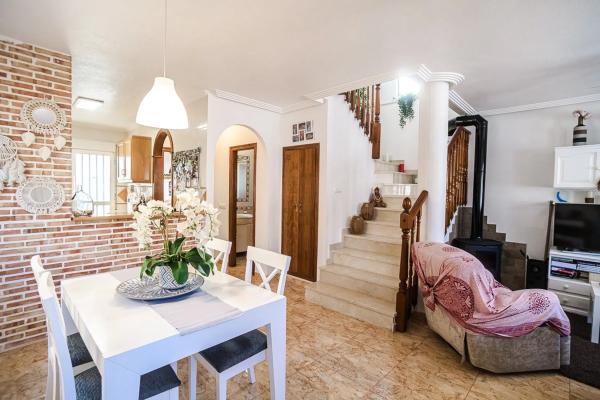 Casa independiente en calle la Malva Rosa, 13