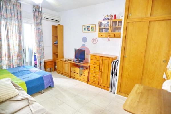 Estudio en calle Hermanos Bazán, 1