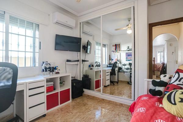 Casa independiente en calle l'Albardi