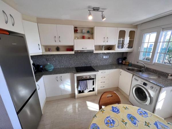 Piso en avenida el Fenoll, 60