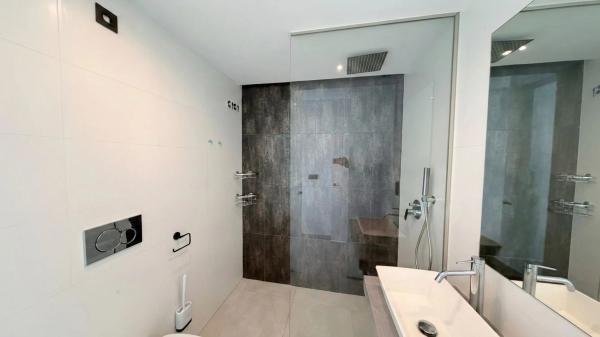 Ático en calle la Malva Rosa, 43