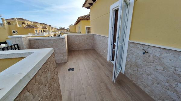 Casa independiente en calle la Rosella, 1