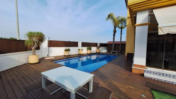 Casa independiente en calle la Rosella, 1