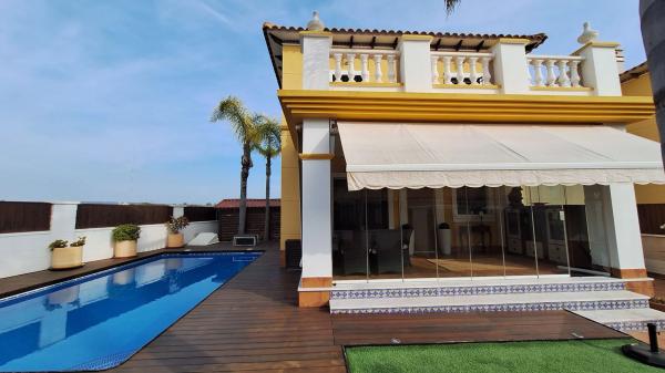 Casa independiente en calle la Rosella, 1