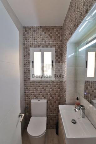 Chalet pareado en calle Roma, 1