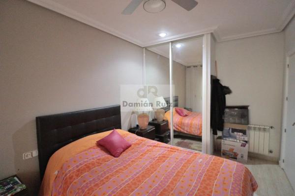 Chalet pareado en calle Roma, 1