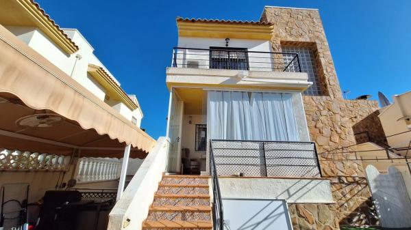 Casa independiente en Av Vicente Aracil, 24