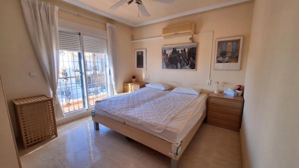 Casa independiente en Av Vicente Aracil, 24