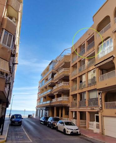 Piso en calle Azorín, 9