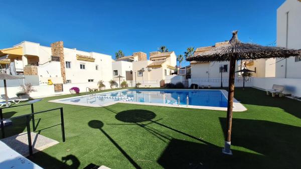 Casa independiente en Av Vicente Aracil, 24