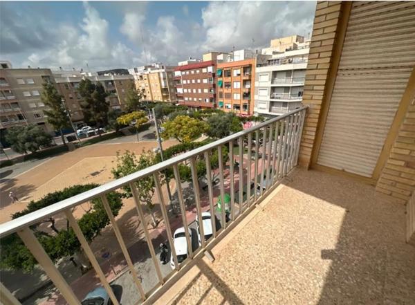 Piso en calle les Vinyes, 19