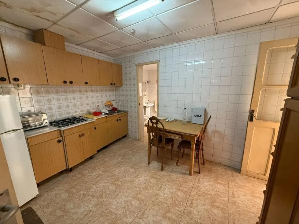 Casa independiente en avenida del País Valencià