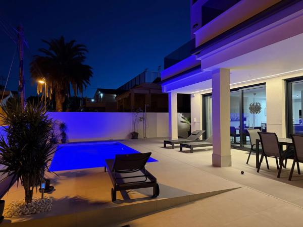 Casa independiente en calle Costa Bella, 66