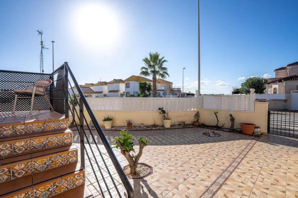 Casa independiente en calle la Margarida