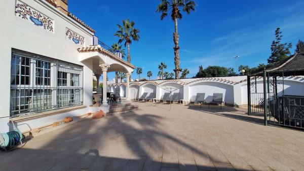 Casa independiente en avenida el Ras Gran, 10