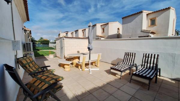 Casa independiente en avenida Joaquín Chapaprieta, 56