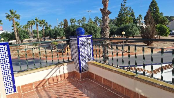 Casa independiente en avenida el Ras Gran, 10