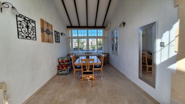 Casa independiente en avenida el Ras Gran, 10