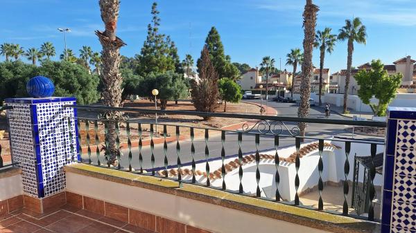 Casa independiente en avenida el Ras Gran, 10