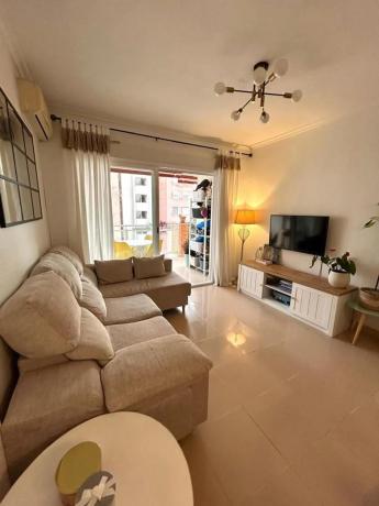 Piso en avenida del Puerto