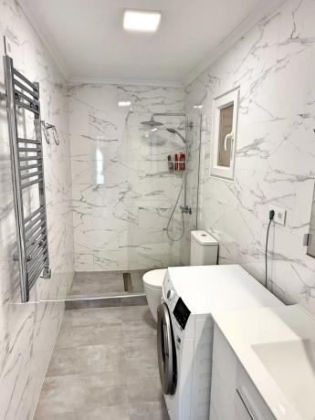 Chalet adosado en CL Paris, 48